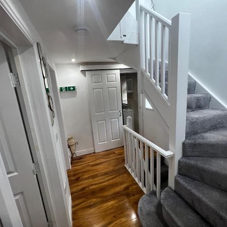 Отель Tarleton House Stoke-on-Trent Экстерьер фото