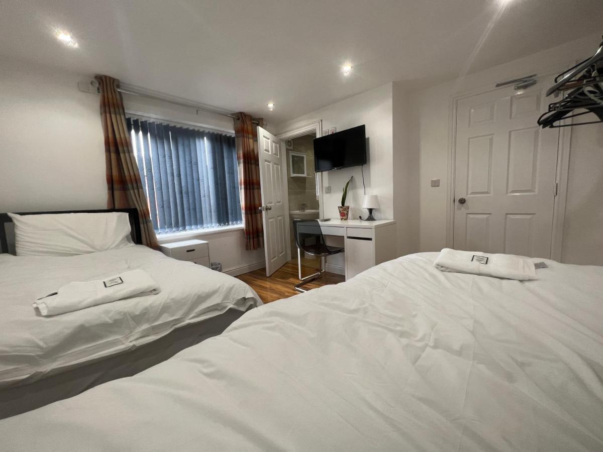 Отель Tarleton House Stoke-on-Trent Экстерьер фото