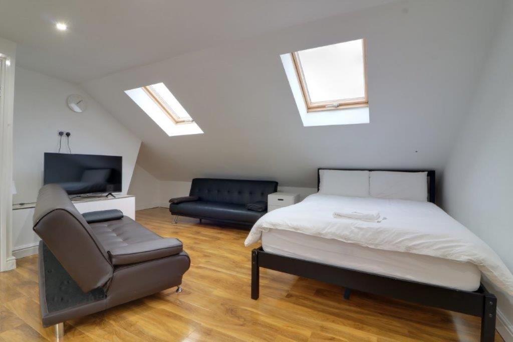Отель Tarleton House Stoke-on-Trent Экстерьер фото